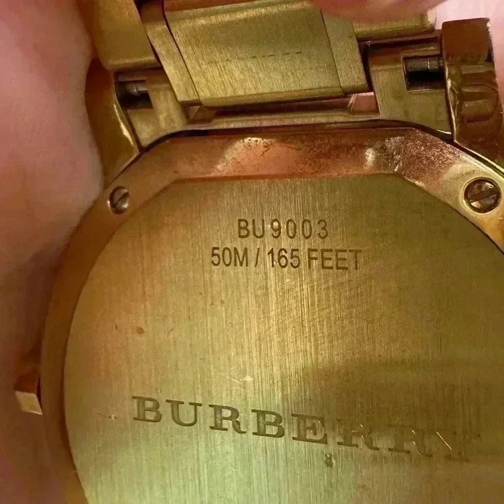 Burberry preowned very